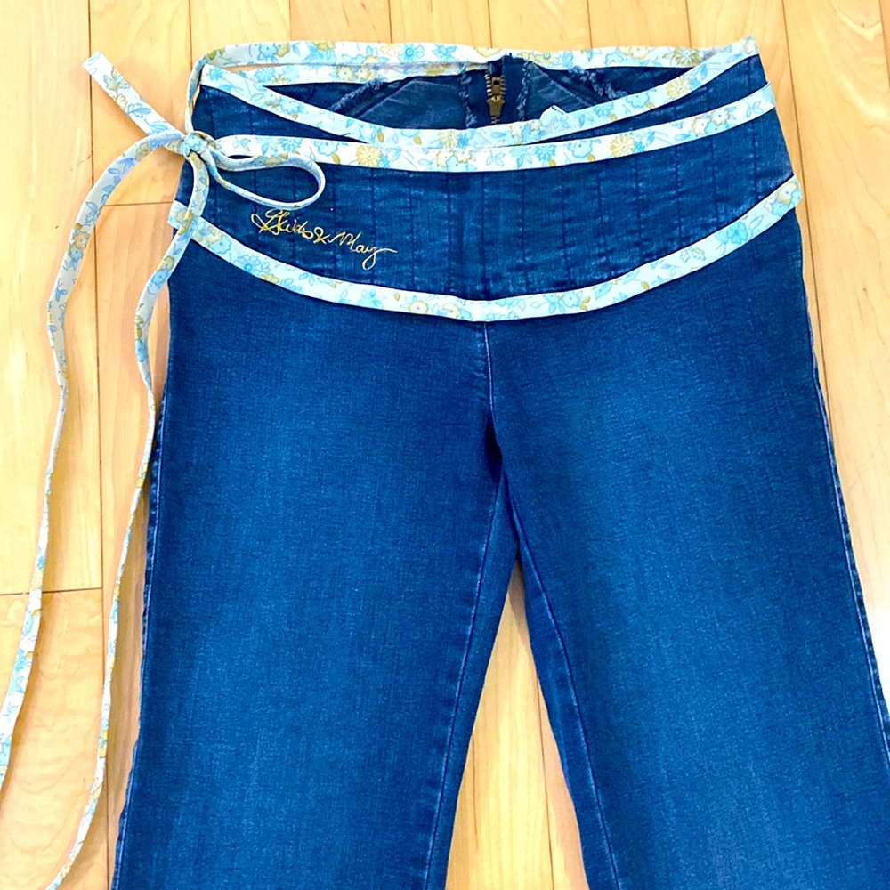 NWOT Y2K ♥️ Women's Blue Flare Jeans - Picture 3 of 6